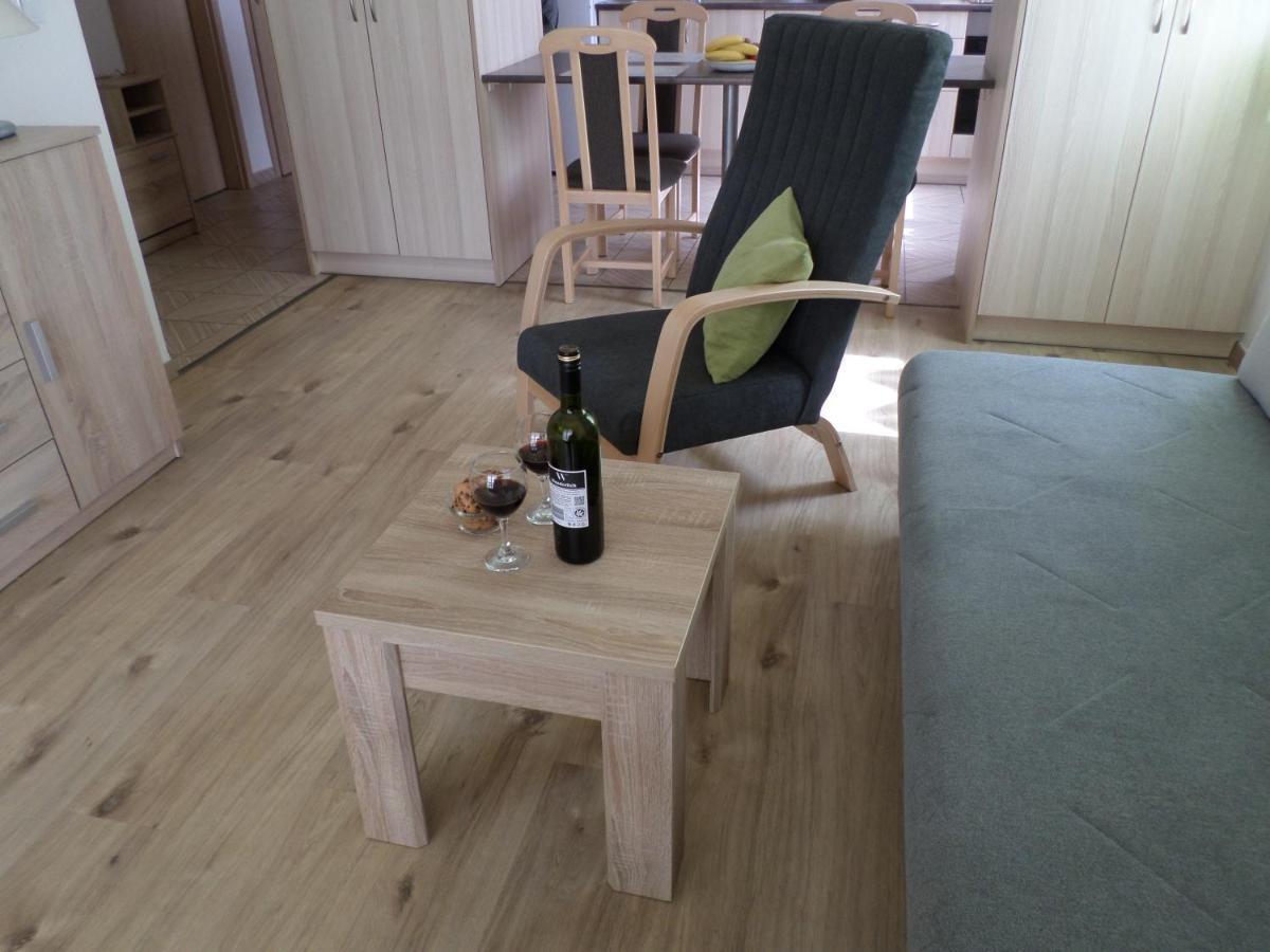 Lakoparki Apartman Veszprém Eksteriør billede