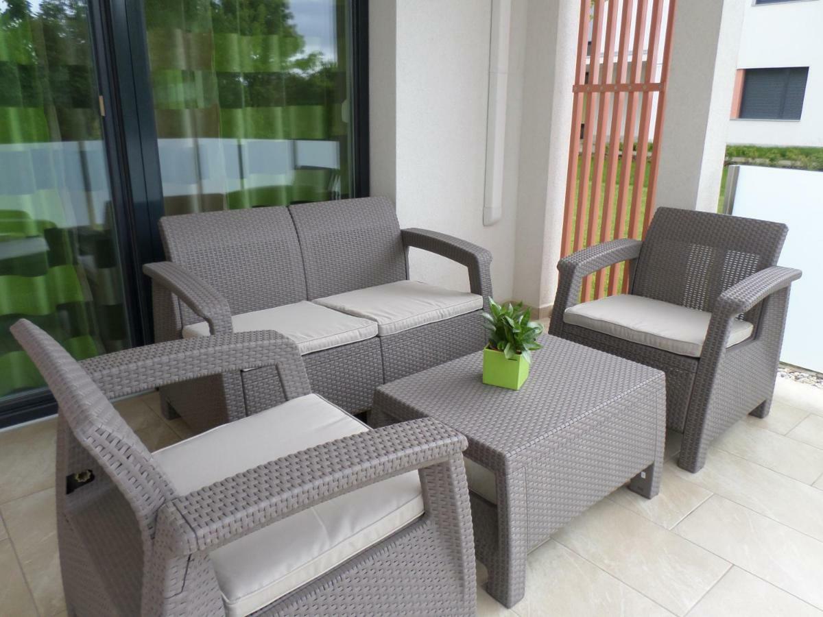 Lakoparki Apartman Veszprém Eksteriør billede
